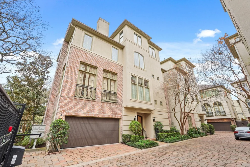 Unit for sale at 521 Lovett Boulevard, Houston, TX 77006