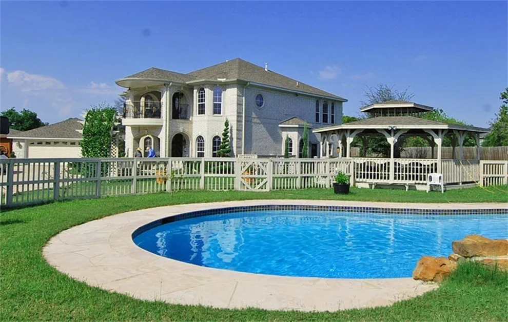 Unit for sale at 3950 Victory Drive, Houston, TX 77088