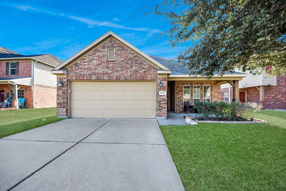 Unit for sale at 4610 Beechwood Drive, Rosenberg, TX 77471