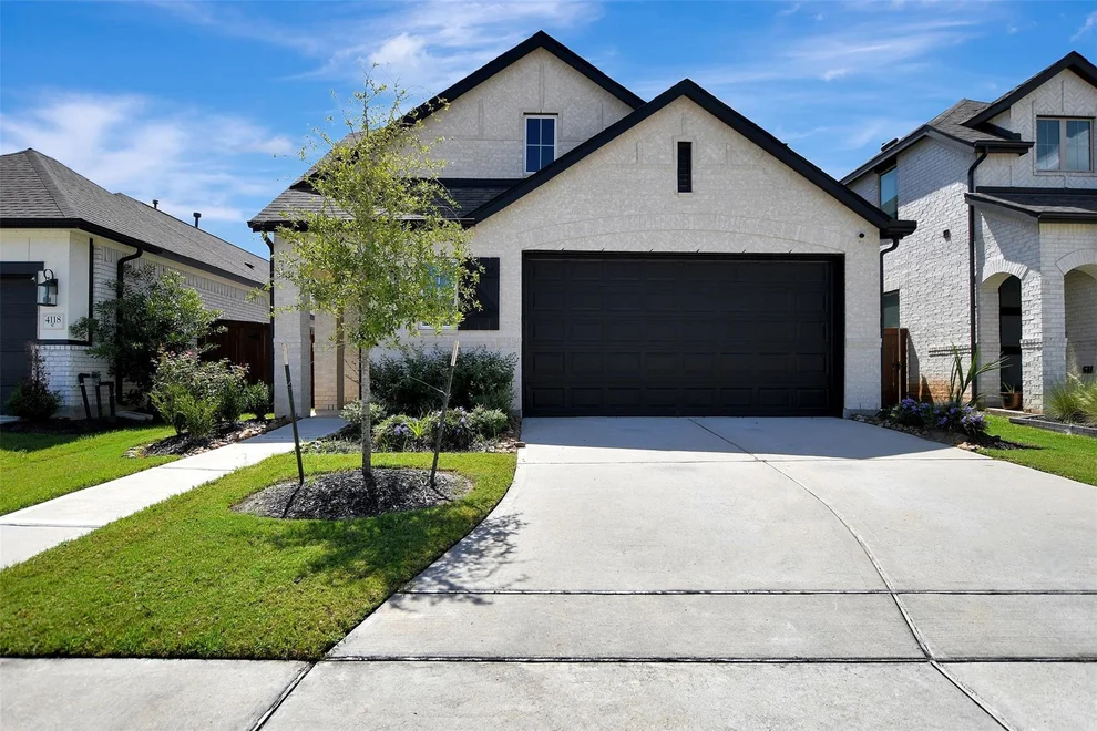 Unit for sale at 4114 Watson Drive, Arcola, TX 77583