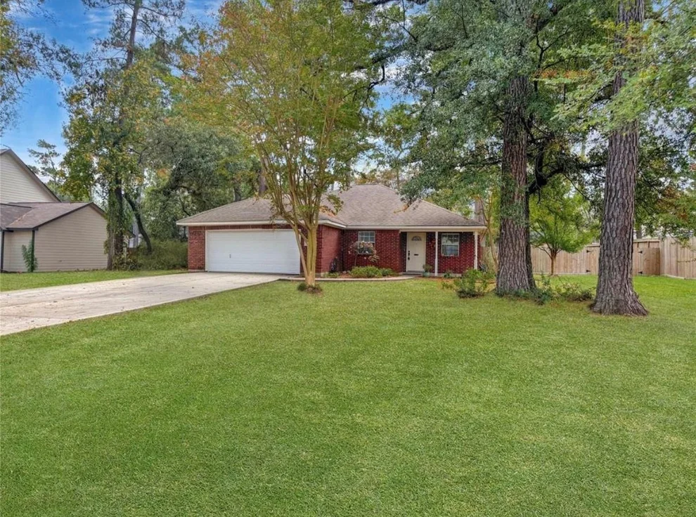 Unit for sale at 7115 Nickaburr Creek Drive, Magnolia, TX 77354