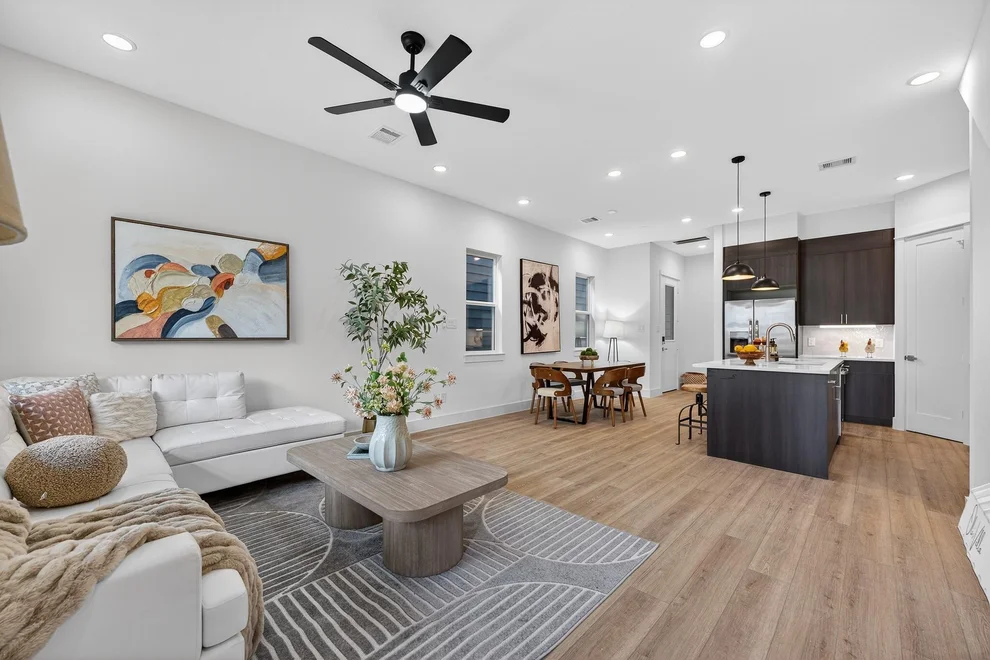 Photo of 305 Marcella Street, Houston, TX 77091