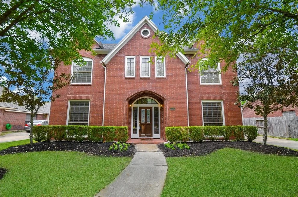 Unit for sale at 7531 Magnolia Shadows Lane, Houston, TX 77095