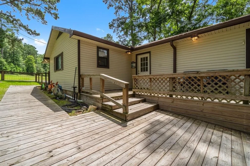 Unit for sale at 31 N Lakeview Drive, Point Blank, TX 77364