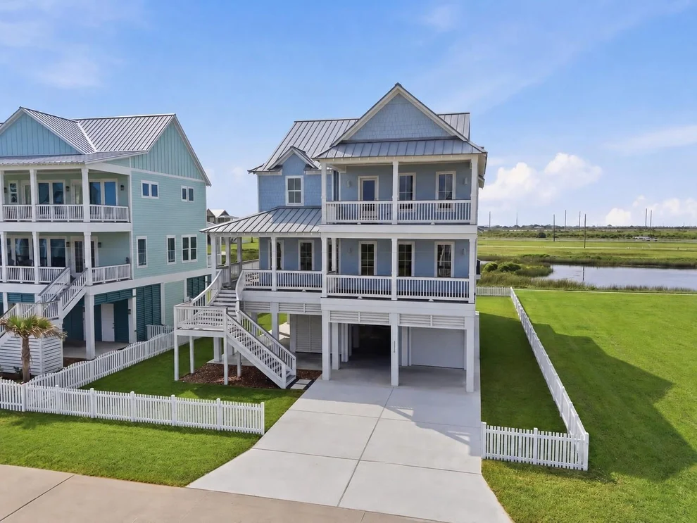 Unit for sale at 11350 Beachside Drive, Galveston, TX 77554