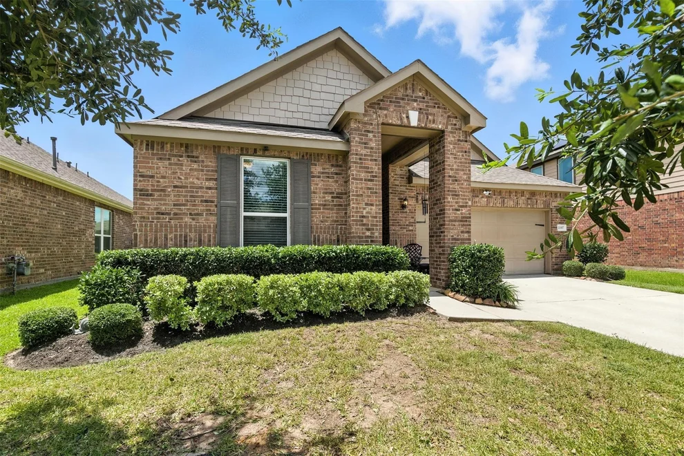 Unit for sale at 10007 Cimarron Canyon Lane, Magnolia, TX 77354