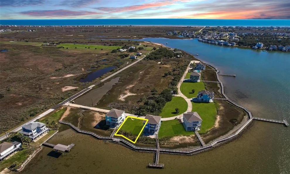 Unit for sale at 3118 Road Less Traveled, Galveston, TX 77554