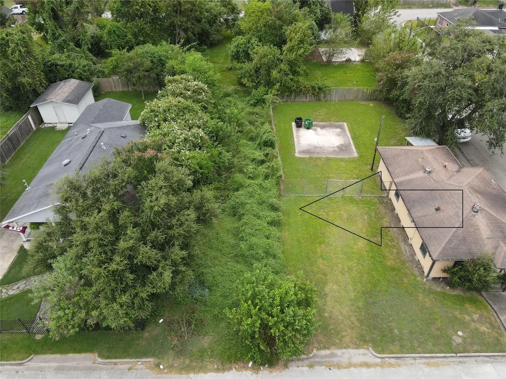 Unit for sale at TBD E 32nd 1/2 Street, Houston, TX 77007