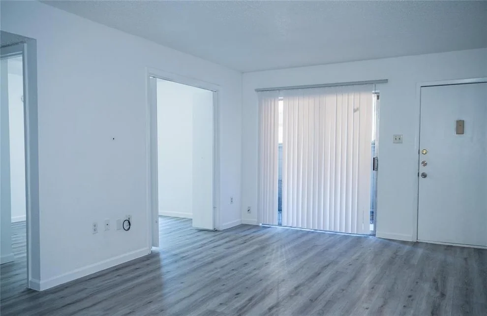 Unit for sale at 260 El Dorado Boulevard, Houston, TX 77598