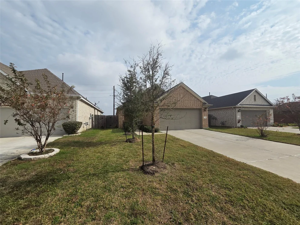 Unit for sale at 17330 Tidewater Cypress Trail, Hockley, TX 77447