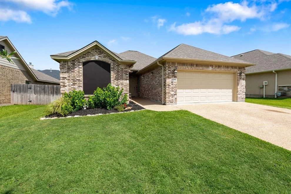 Unit for sale at 3048 Peterson Circle, Bryan, TX 77802