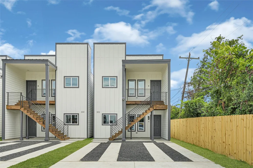 Unit for sale at 306 Bolden Street, Houston, TX 77029
