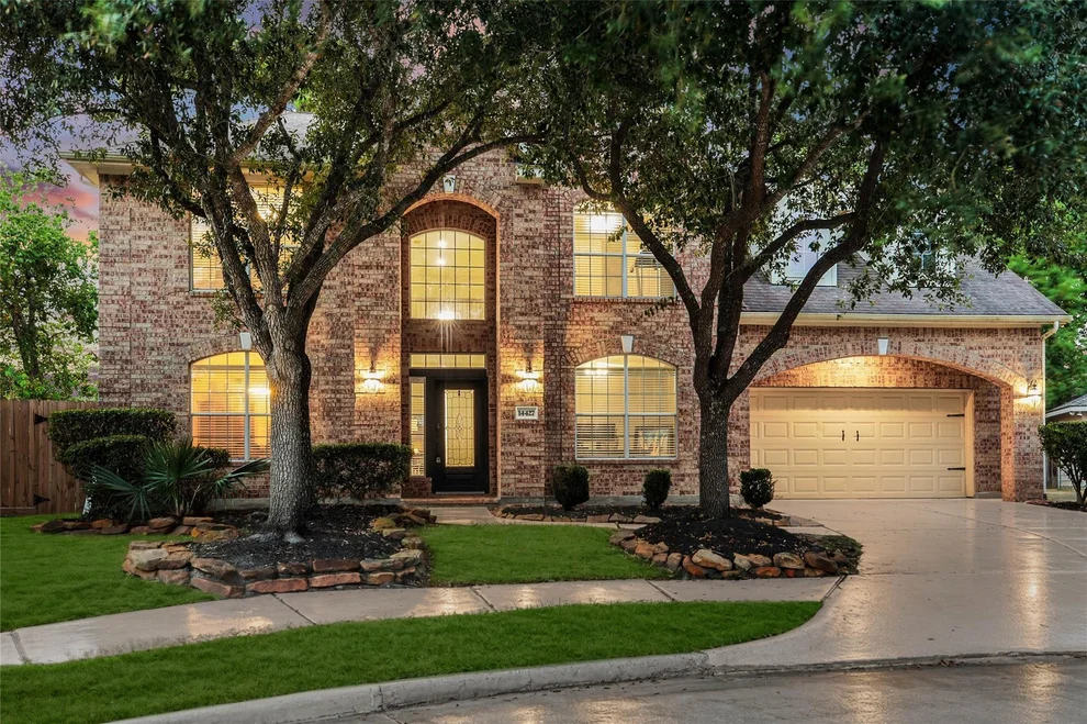 Unit for sale at 14427 Brighton Trace Lane, Houston, TX 77044