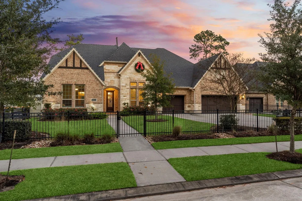 Unit for sale at 10577 Lake Palmetto, Conroe, TX 77385