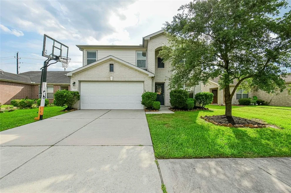 Unit for sale at 29235 Legends Green Drive, Spring, TX 77386