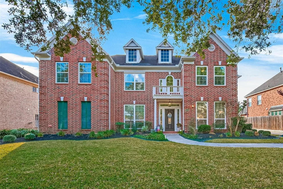 Unit for sale at 3114 Williams Glen Drive, Sugar Land, TX 77479