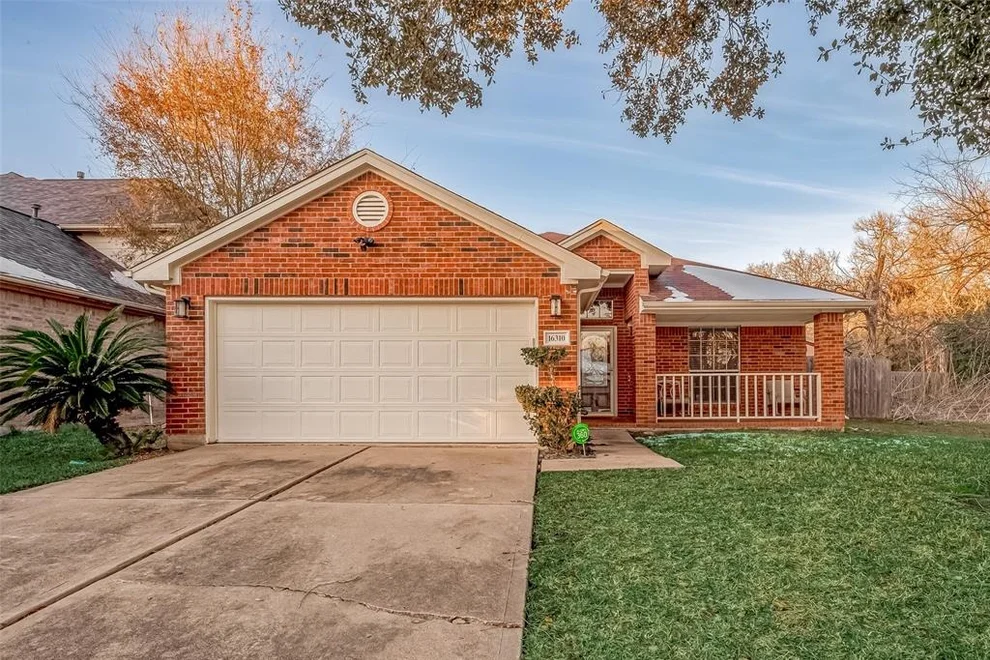 Unit for sale at 16310 Blossomwood Lane, Sugar Land, TX 77498