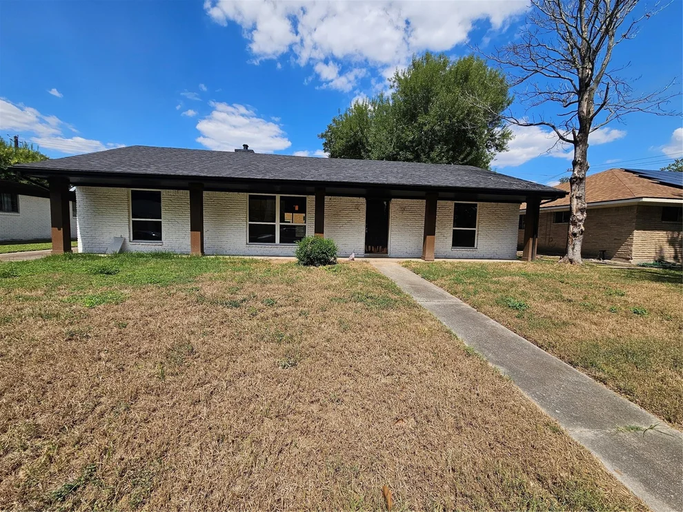 Unit for sale at 5706 Rutherglenn Drive, Houston, TX 77096