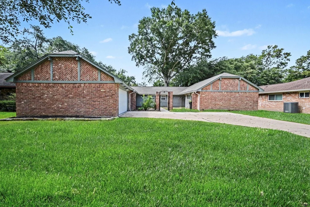 Unit for sale at 12615 Amado Drive, Houston, TX 77065