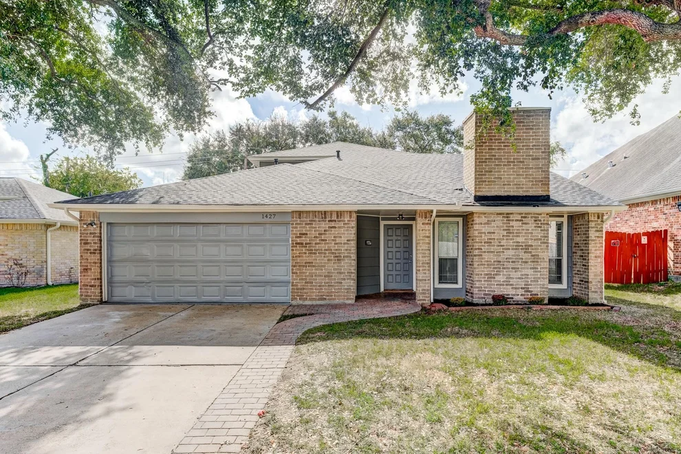 Unit for sale at 1427 Lazy Spring Drive, Missouri City, TX 77489