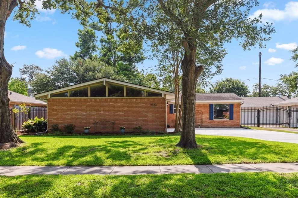 Unit for sale at 9123 Kapri Lane, Houston, TX 77025