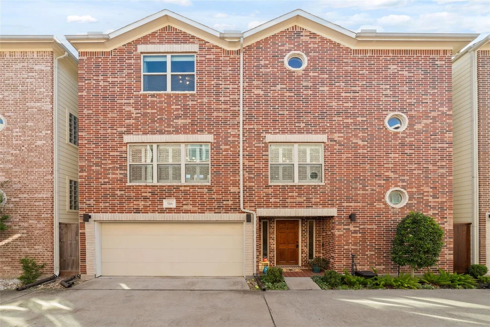 Unit for sale at 516 Westcross Street, Houston, TX 77018