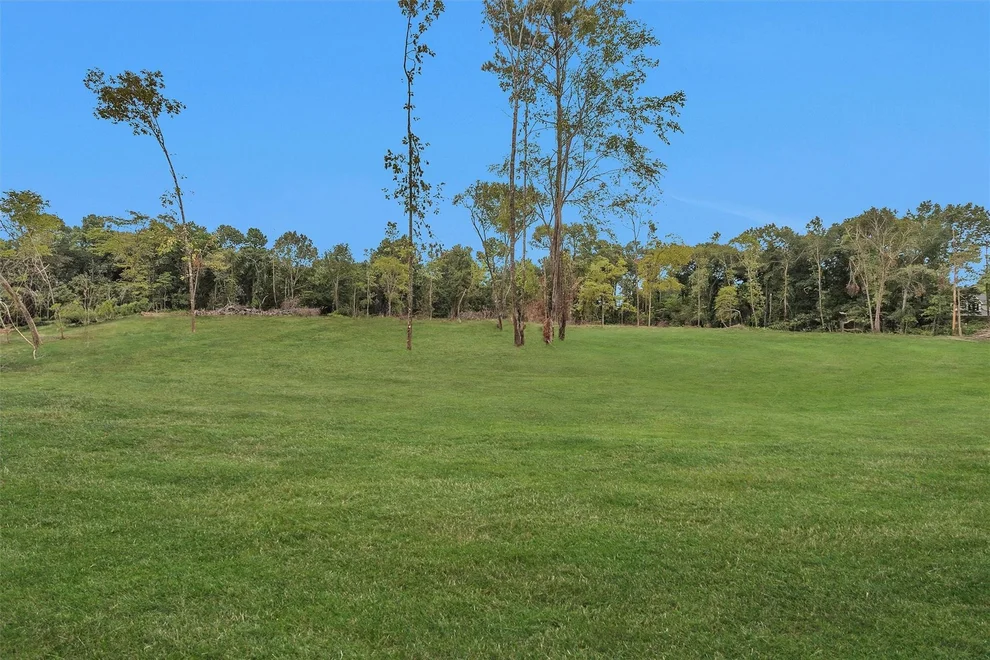 Unit for sale at 11125 Womack Cemetery Road, Montgomery, TX 77316