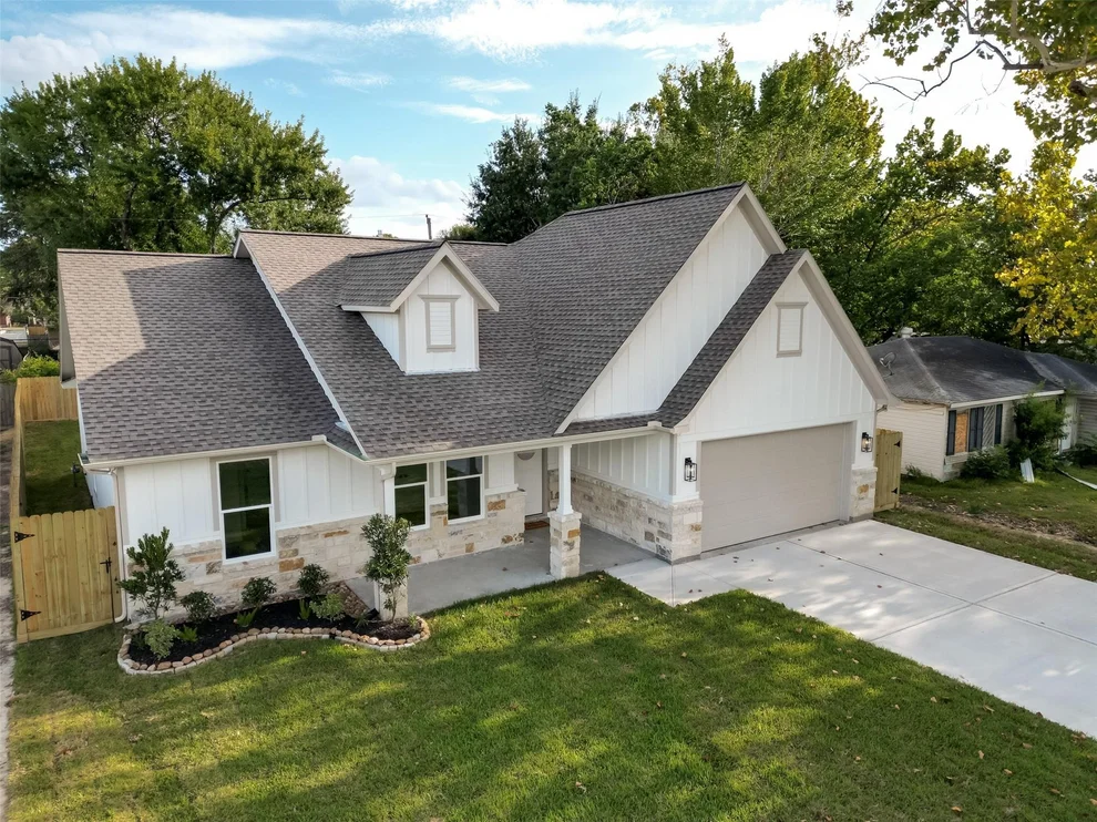 Unit for sale at 7438 Stephanie Drive, Deer Park, TX 77536