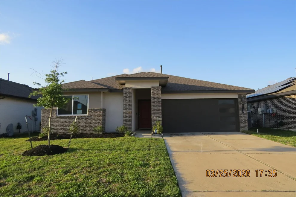 Unit for sale at 715 Silver Kettle Drive, Rosharon, TX 77583
