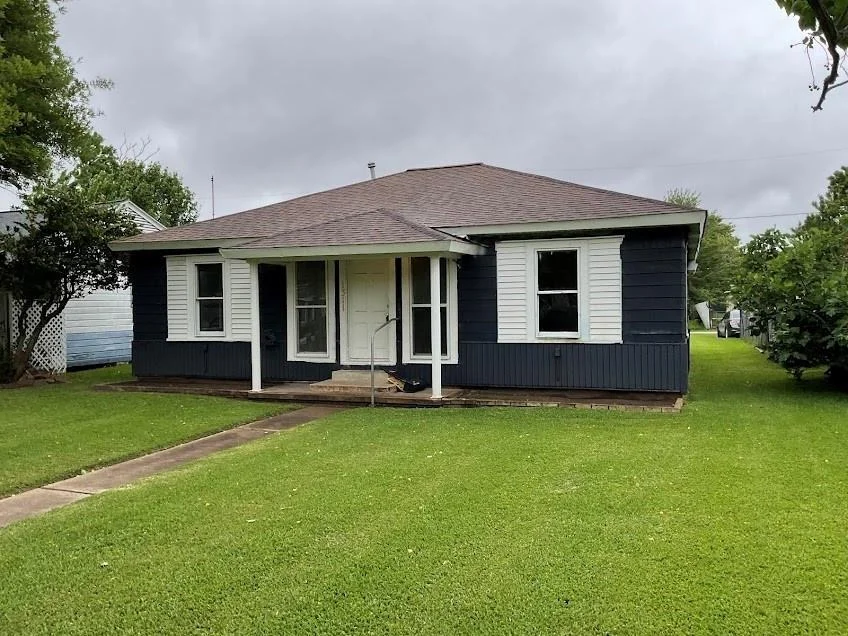 Unit for sale at 1311 W 6th Street, Freeport, TX 77541