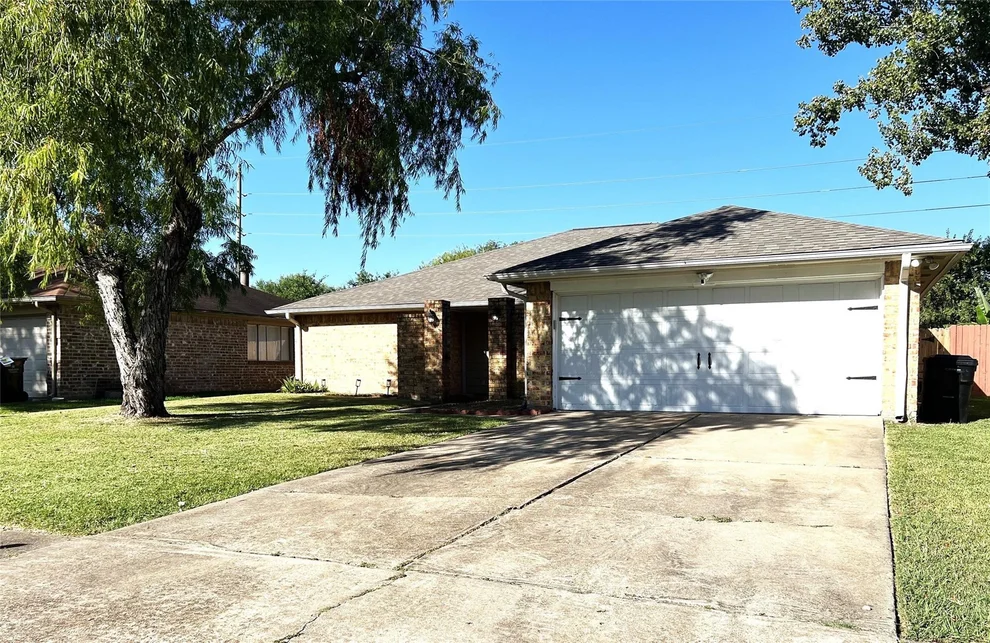 Unit for sale at 3710 Embarcadero Drive, Houston, TX 77082