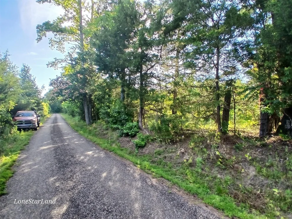 Unit for sale at 475 County Road 4421, Pittsburg, TX 75686