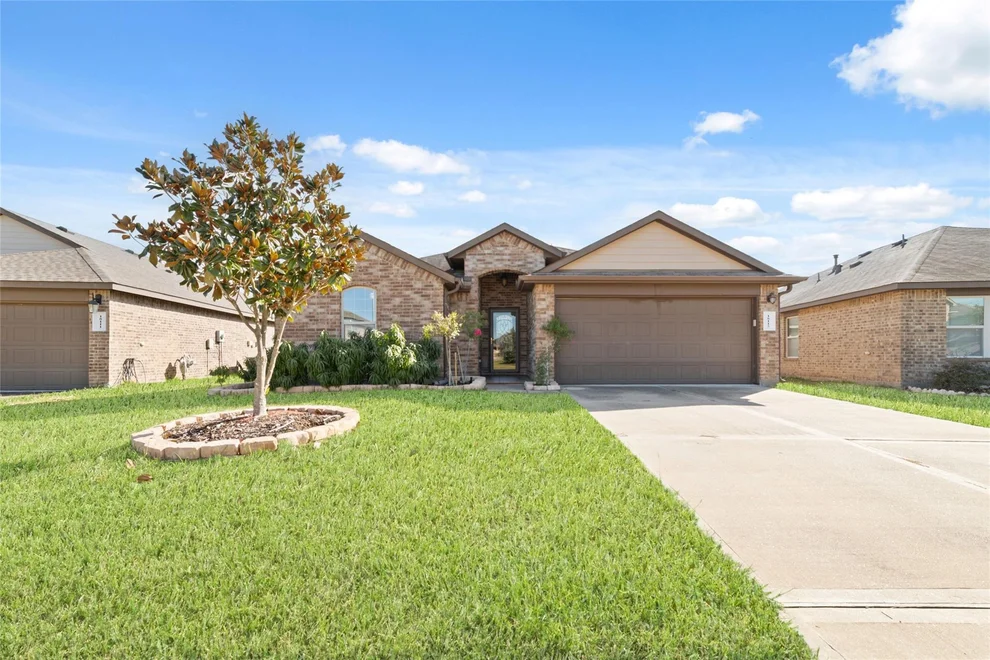 Unit for sale at 18115 Sonora Brook Lane, Richmond, TX 77407