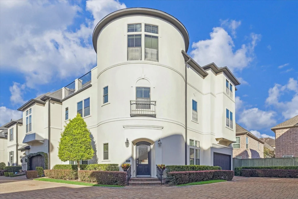 Unit for sale at 7835 Bobbitt Lane, Houston, TX 77055