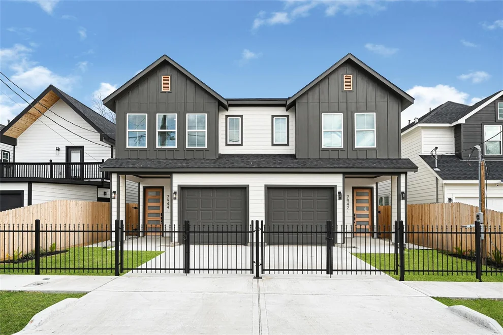 Unit for sale at 7944 Dyer Street, Houston, TX 77088