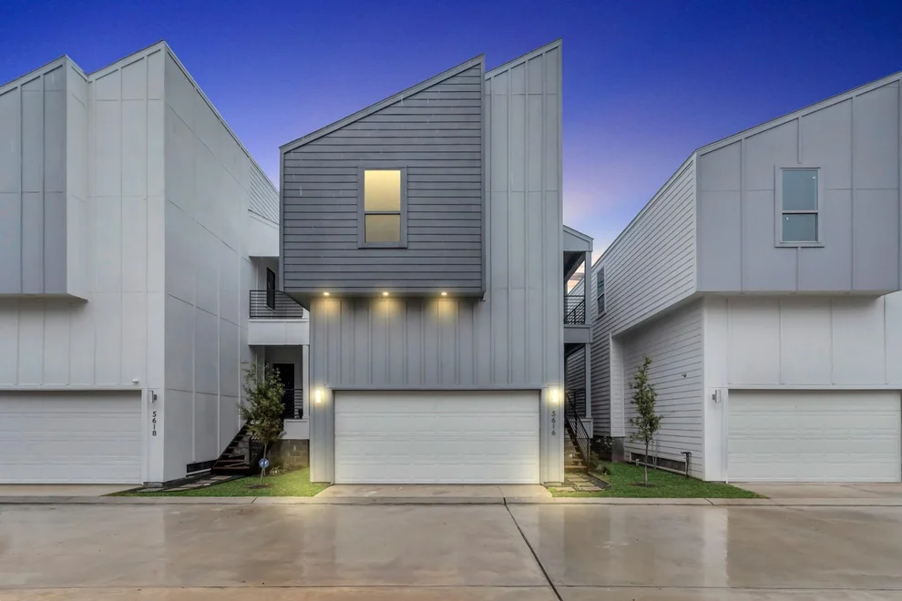 Unit for sale at 5617 Savyon Drive, Houston, TX 77091