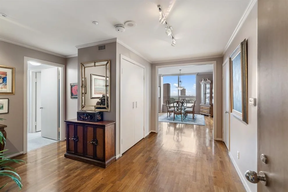 Unit for sale at 5100 San Felipe Street, Houston, TX 77056