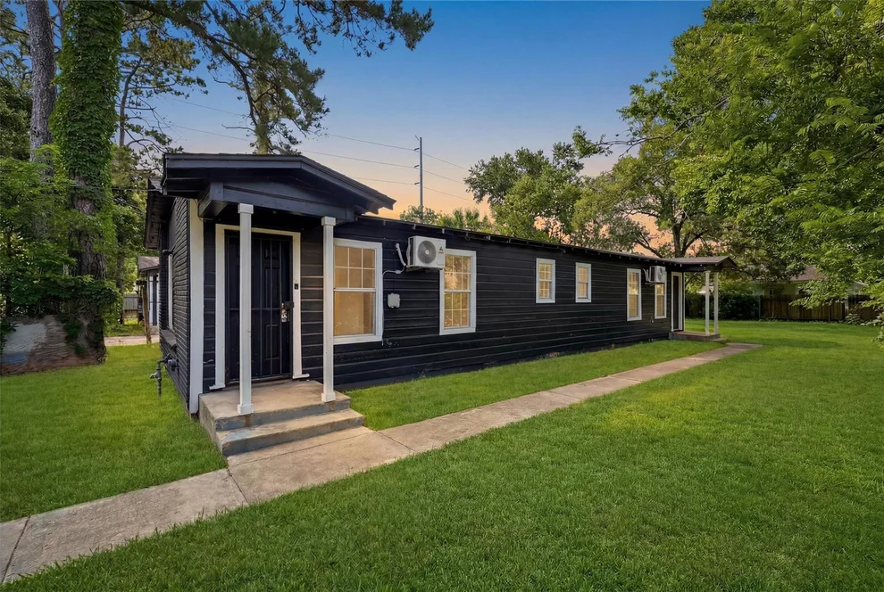 Unit for sale at 8030 Record Street, Houston, TX 77028