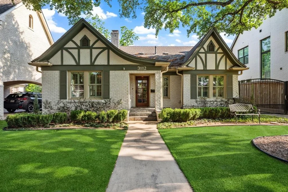 Unit for sale at 3112 Rice Boulevard, West University Place, TX 77005