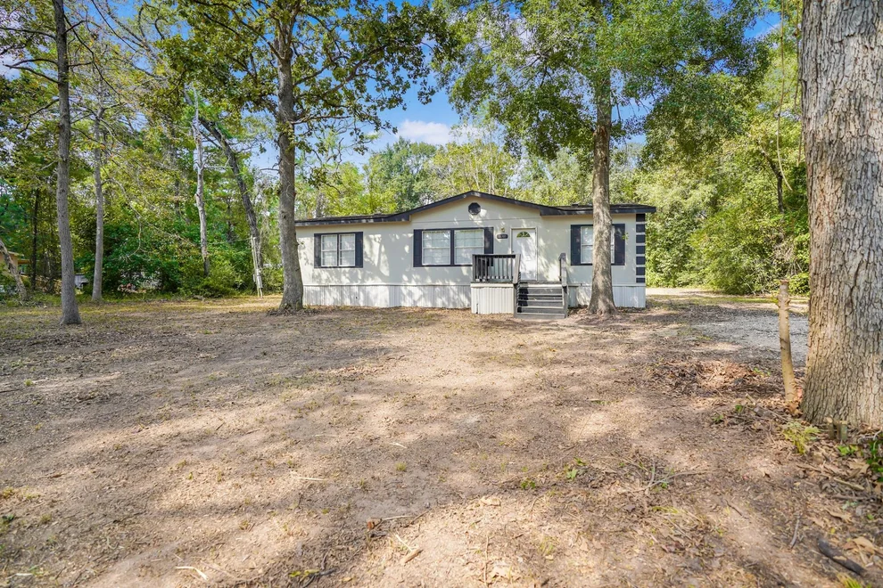 Unit for sale at 16381 Crockett Bend Drive, Conroe, TX 77303