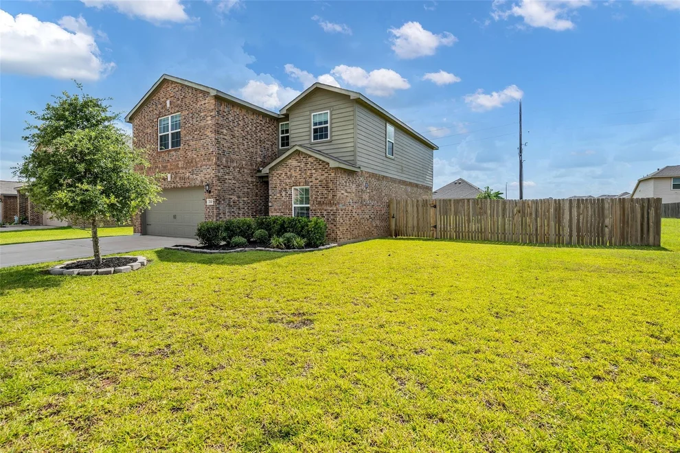 Unit for sale at 21103 Solstice Point Drive, Hockley, TX 77447