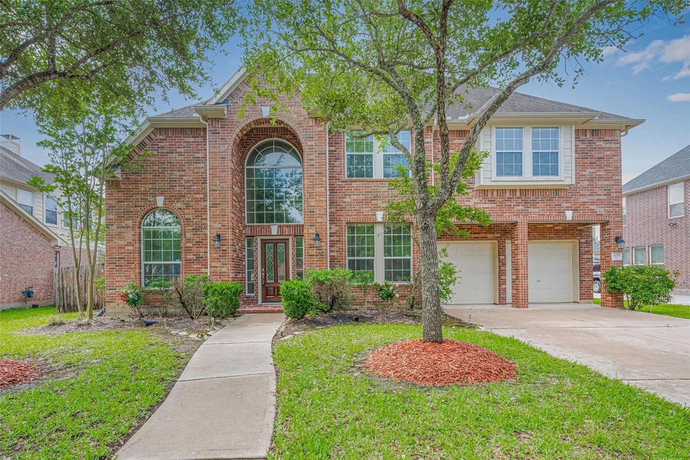 Unit for sale at 4211 Turtle Trails Lane, Sugar Land, TX 77479