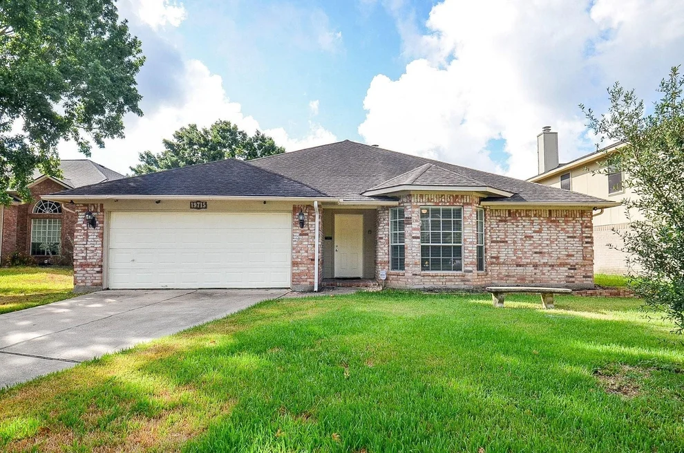Unit for sale at 19715 Lindenfield Court, Katy, TX 77449