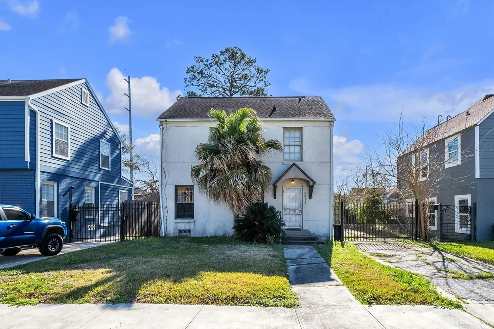 Unit for sale at 5313 Palmer Street, Houston, TX 77004