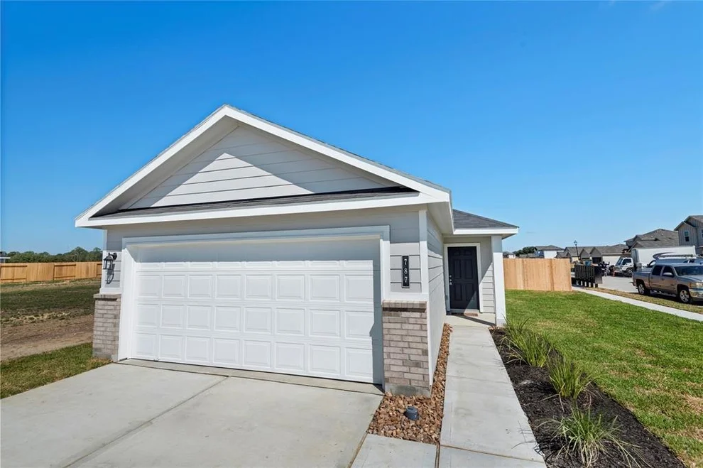 Unit for sale at 781 Westpointe Drive, Dayton, TX 77535