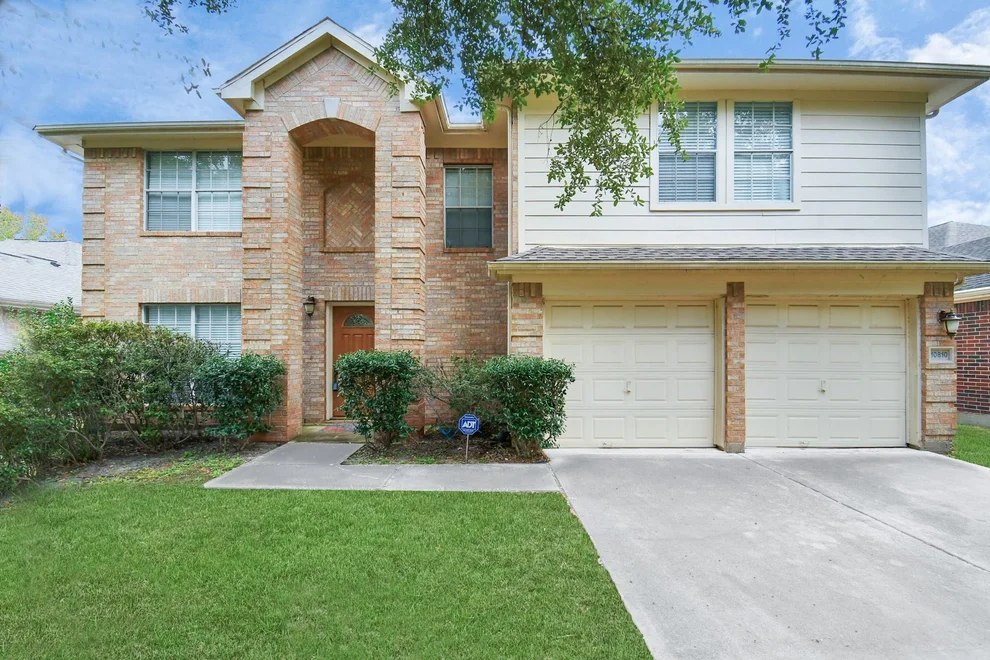 Unit for sale at 10810 Desert Springs Circle, Houston, TX 77095