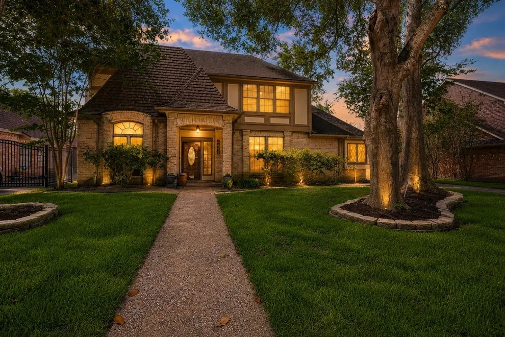 Unit for sale at 18311 Mountfield Drive, Houston, TX 77084