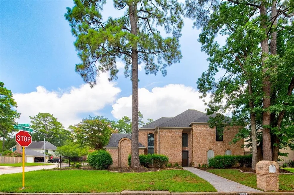 Unit for sale at 6803 Fawncliff Drive, Houston, TX 77069