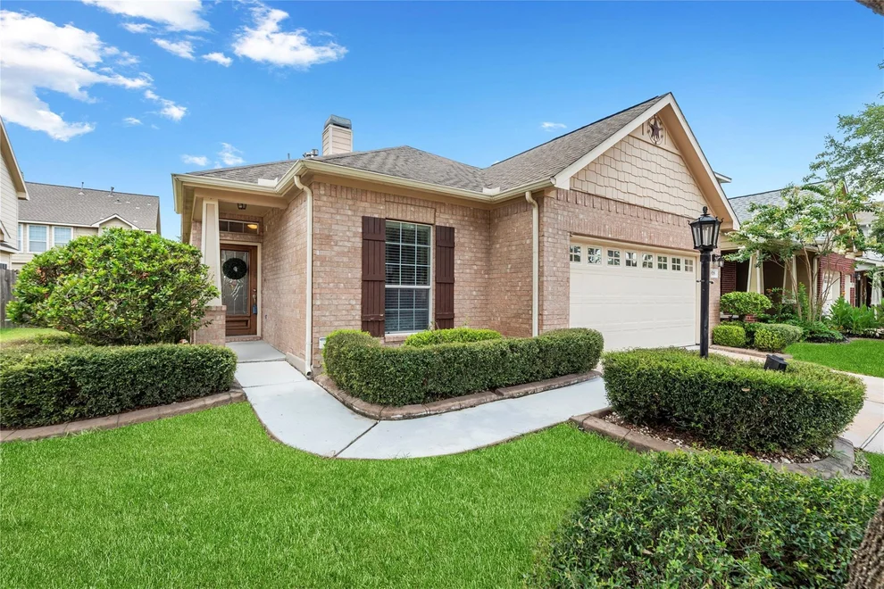 Unit for sale at 9715 Wheaton Edge Lane, Houston, TX 77095