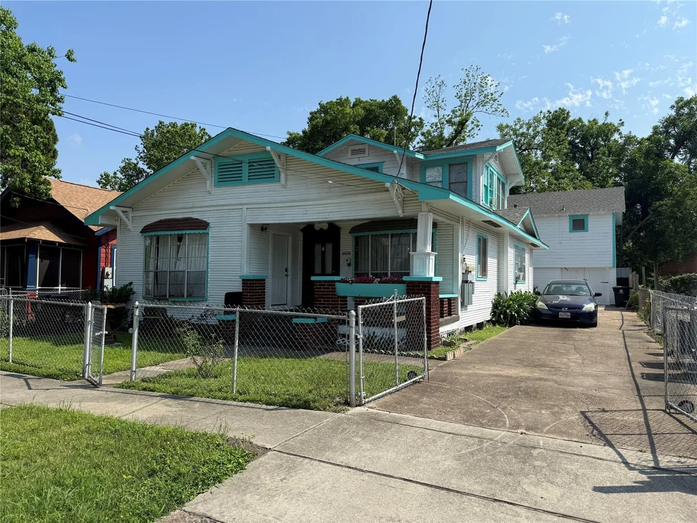 Unit for sale at 6636 Sherman Street, Houston, TX 77011